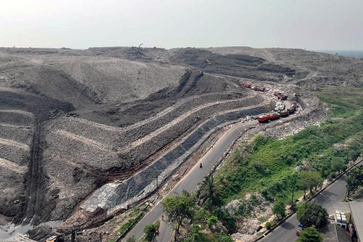 Controlled Landfill bantargebang gery ist