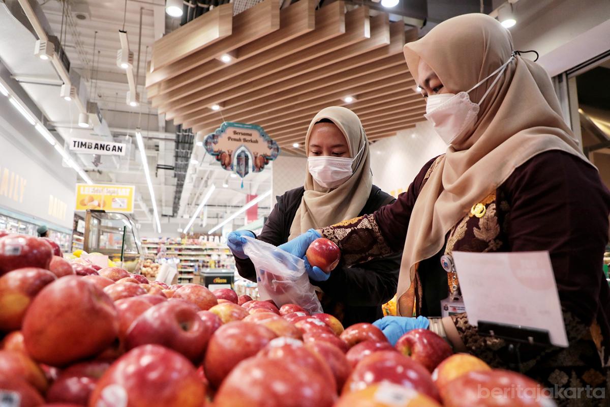 Kpkp jakbar sidak pangan swalayan otoy