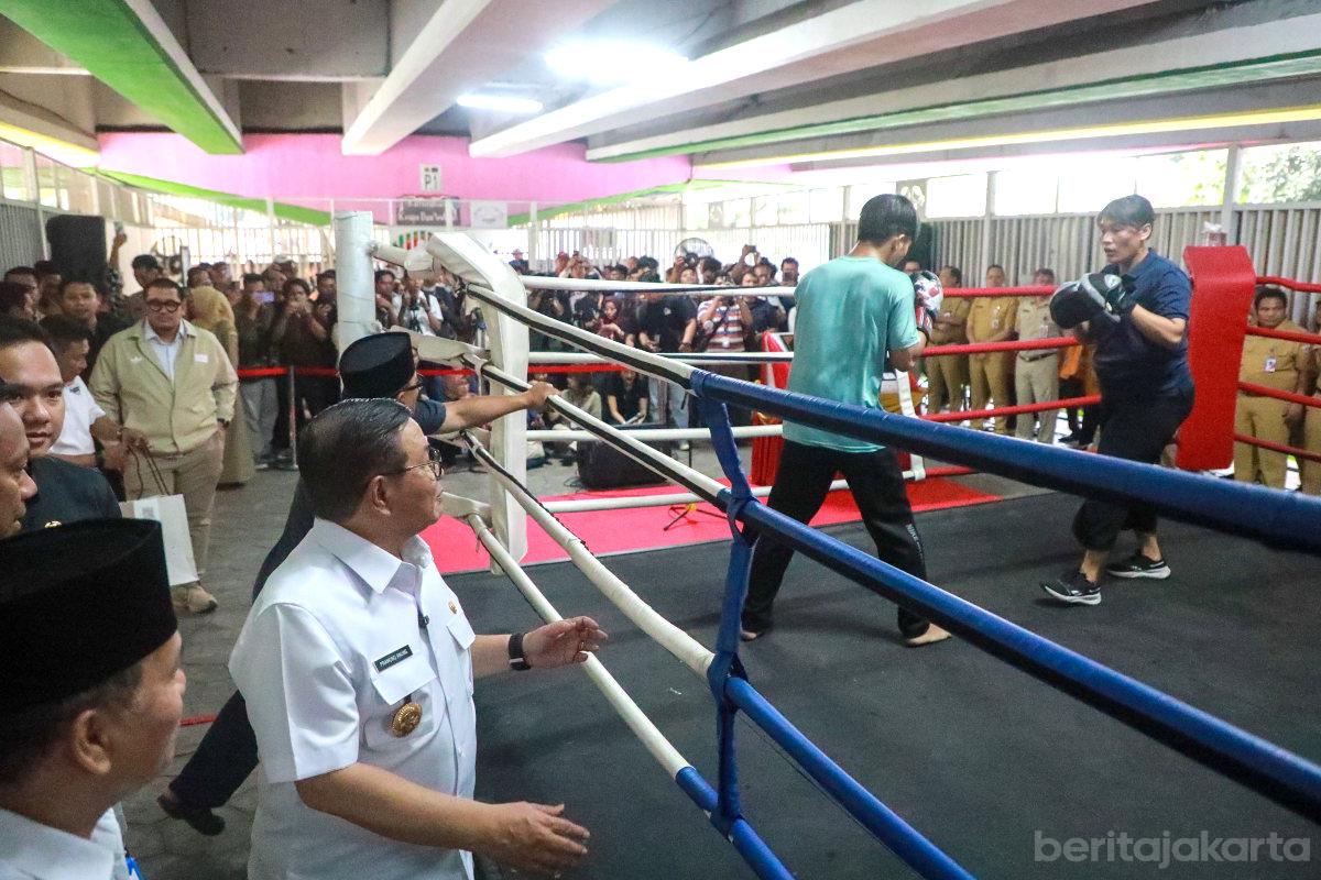 Tekan Tawuran, Fasilitas Ring Tinju di Pasar Rebo Diresmikan