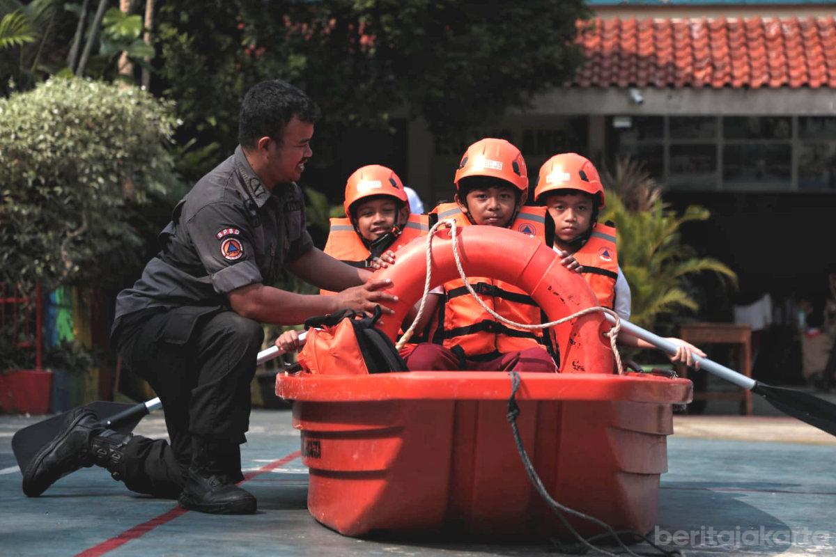 BPBD Jaksel Edukasi Tanggap Bencana di SDN Bangka 01