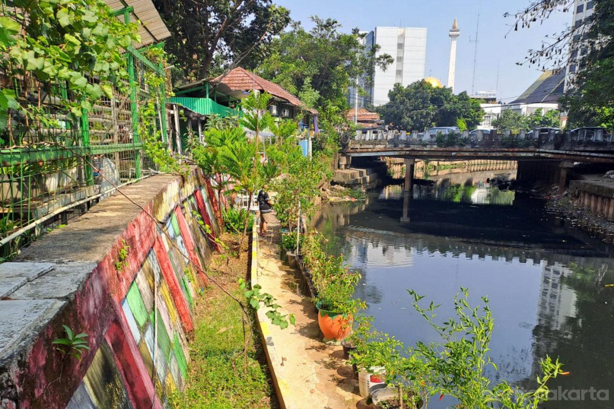 Kelurahan Gambir Rampungkan Penataan Kawasan Bantaran Kali Pejambon