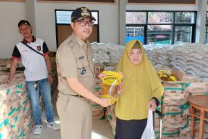 3,606 Pekayon Residents Receive Food Aid