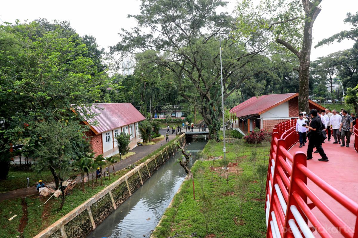 4 taman bendera tinjau