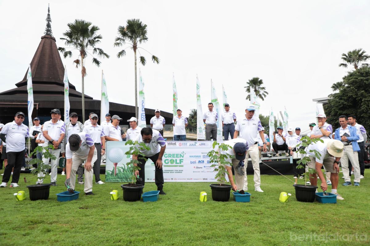 4.Rano Karno Buka Turnamen Infobank Green Golf 2026