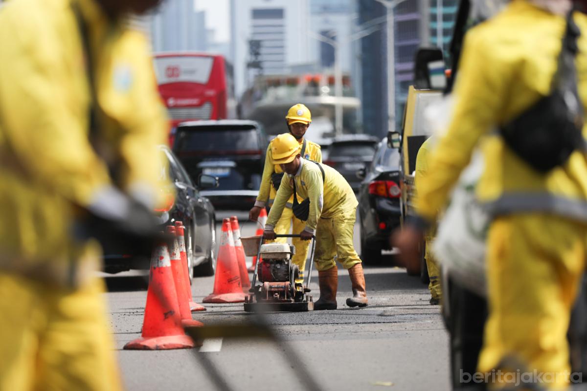 Jalan Rusak Thamrin 3