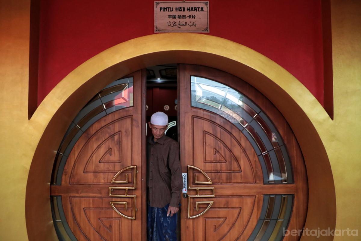 7.Merasakan Sholat di Masjid Tjia Kang Ho Bergaya Tionghoa