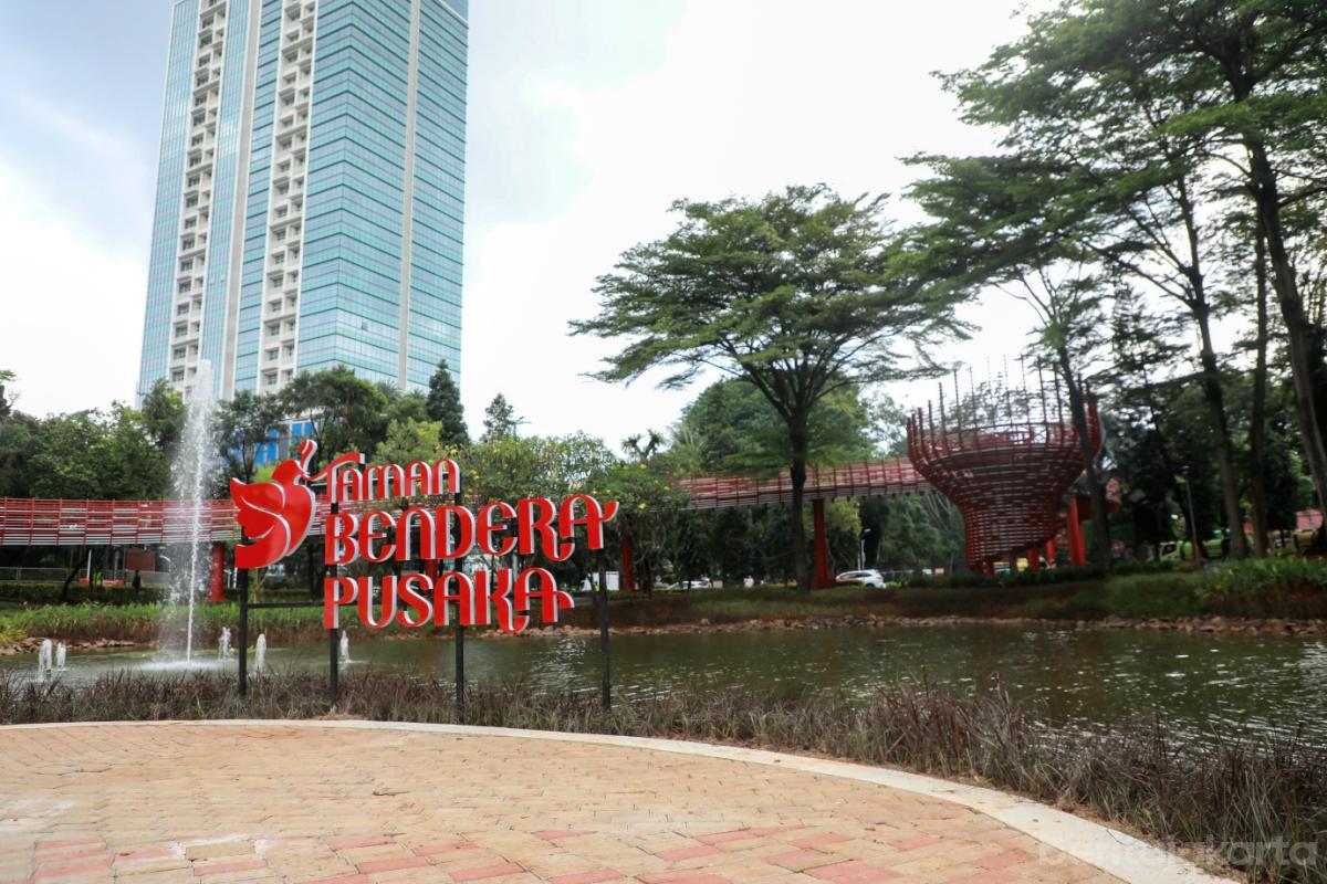 7 taman bendera tinjau