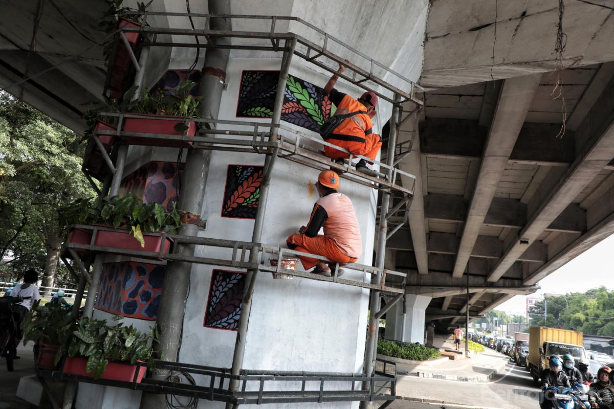 1.PPSU Susukan Percantik Kolong Flyover Pasar Rebo