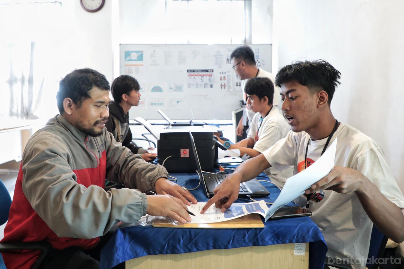 7.Verifikasi Mudik Gratis di Sudinhub Jaktim