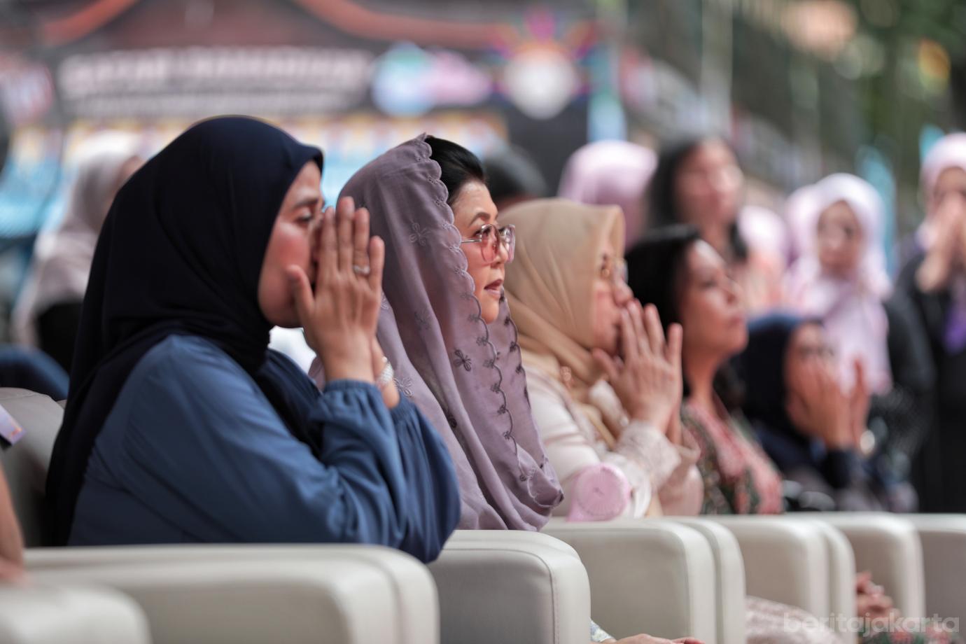 5.Santunan dan Safari Ramadan Hani Pramono