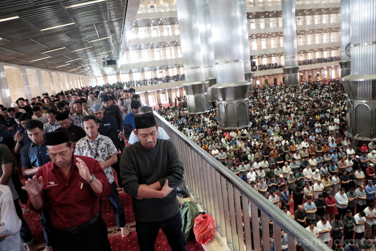 3.Salat Jumat Pertama Ramadhan di Masjid Istiqlal