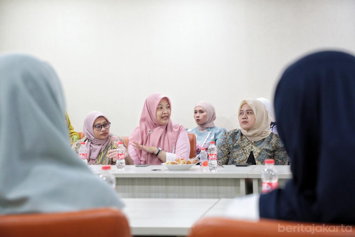 6.Rapat dan Silaturahmi DWP Kominfotik DKI Jakarta