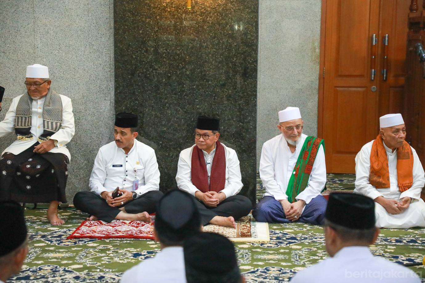 1 pram bukber mampang