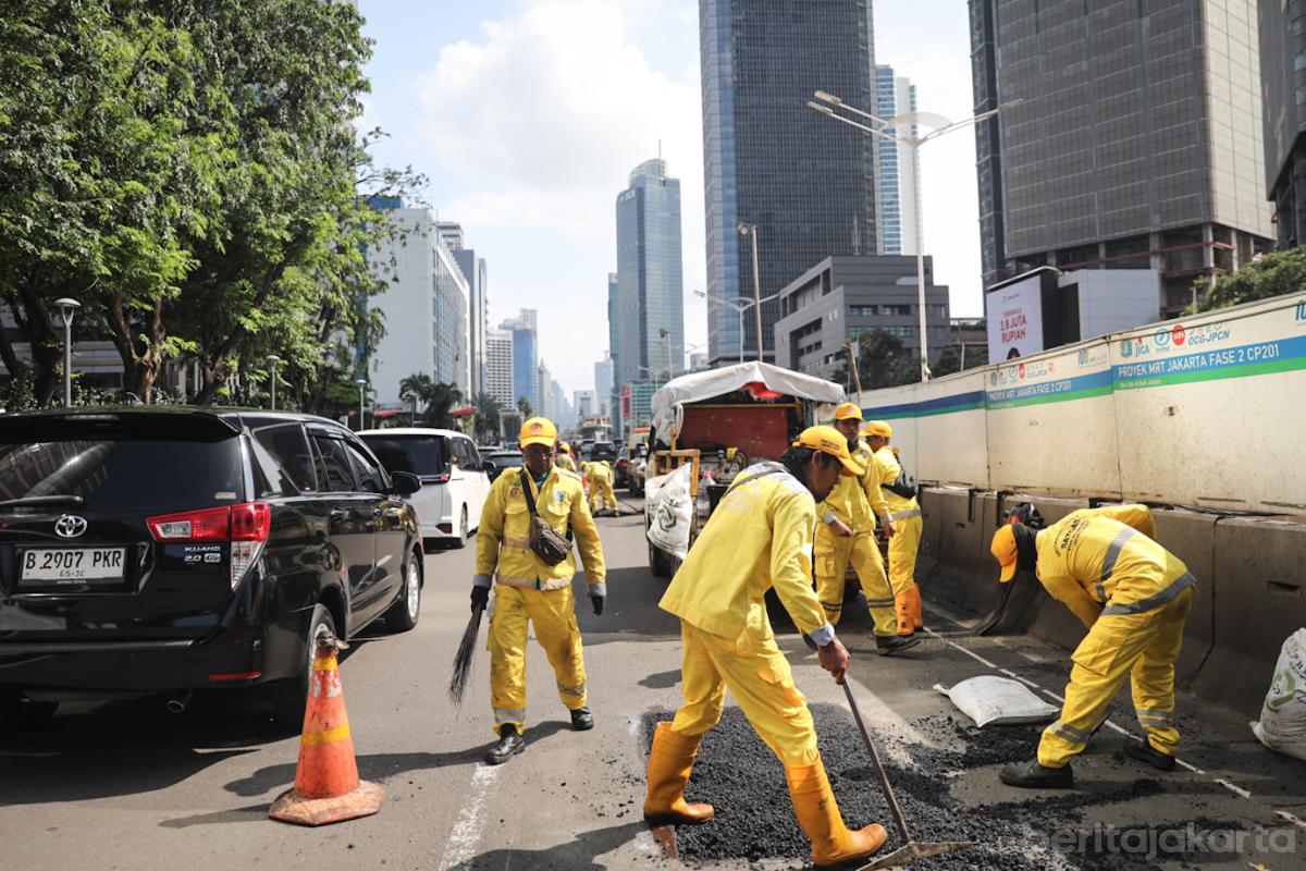 Jalan Rusak Thamrin 1