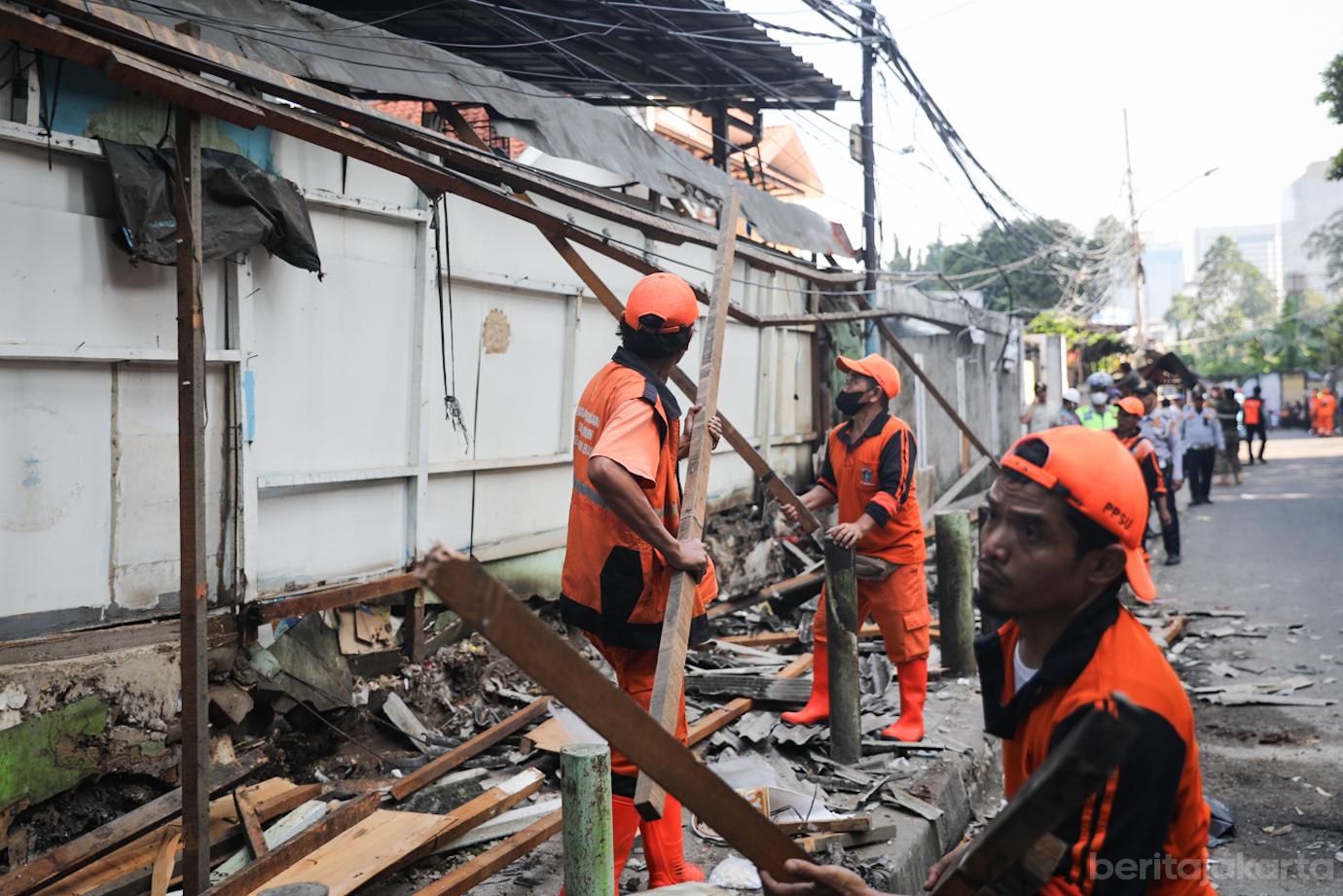 Bangunan Liar Plaza Indo 3