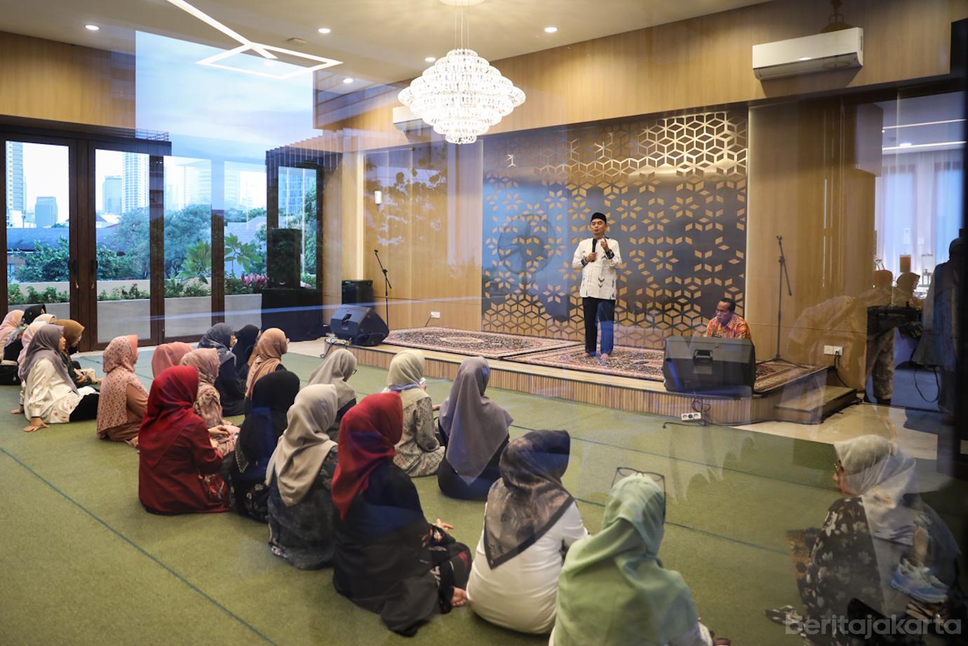 <?//= $potret[0]->photo_filename ?>