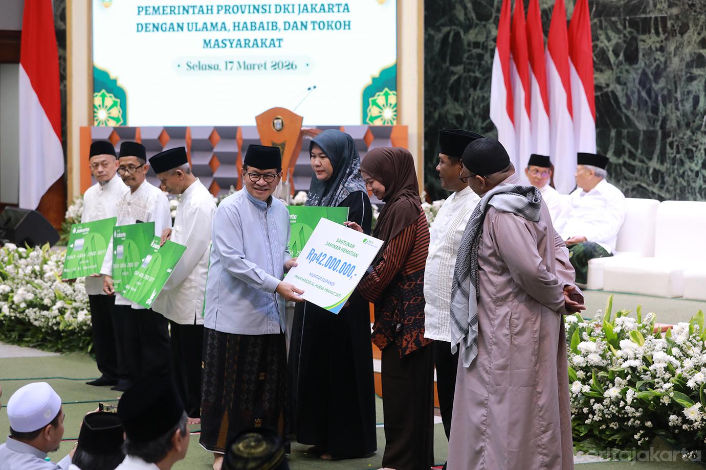 Pemprov dki bukber ulama 06