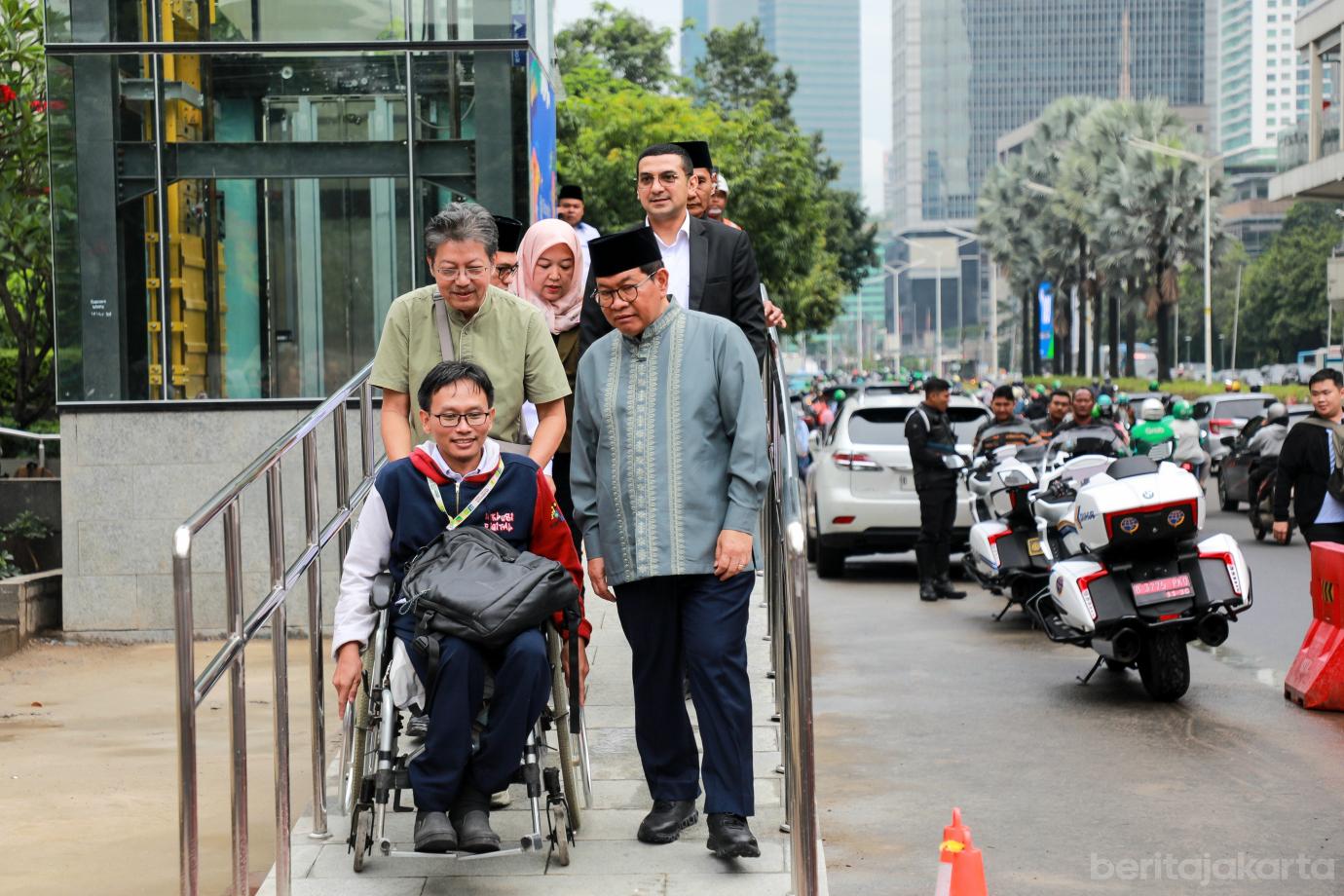 4 peresmian jpo sarinah