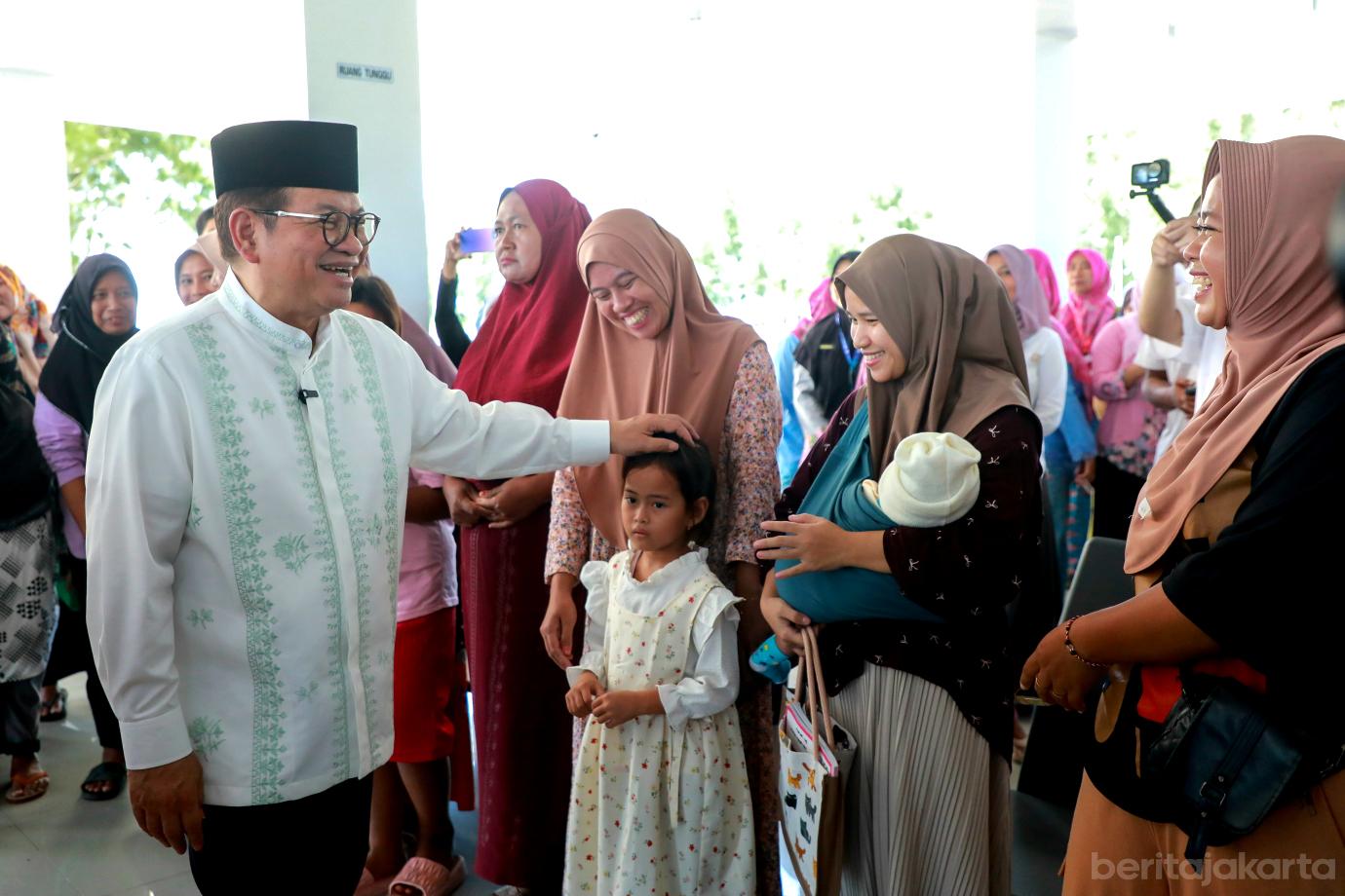 4 peresmian pelabuhan pari