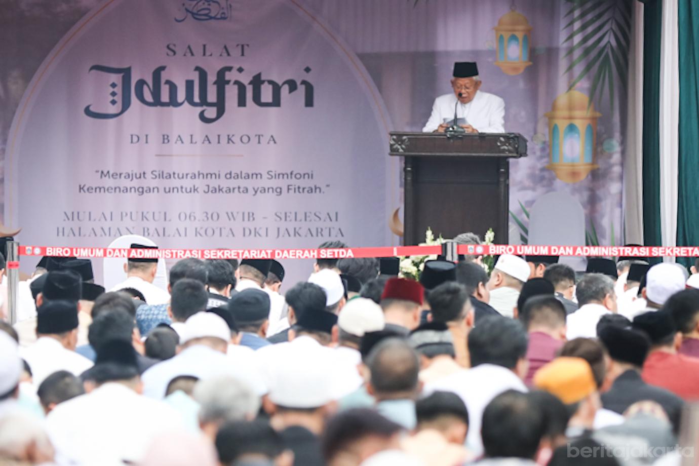 Salat Id Balai Kota 3