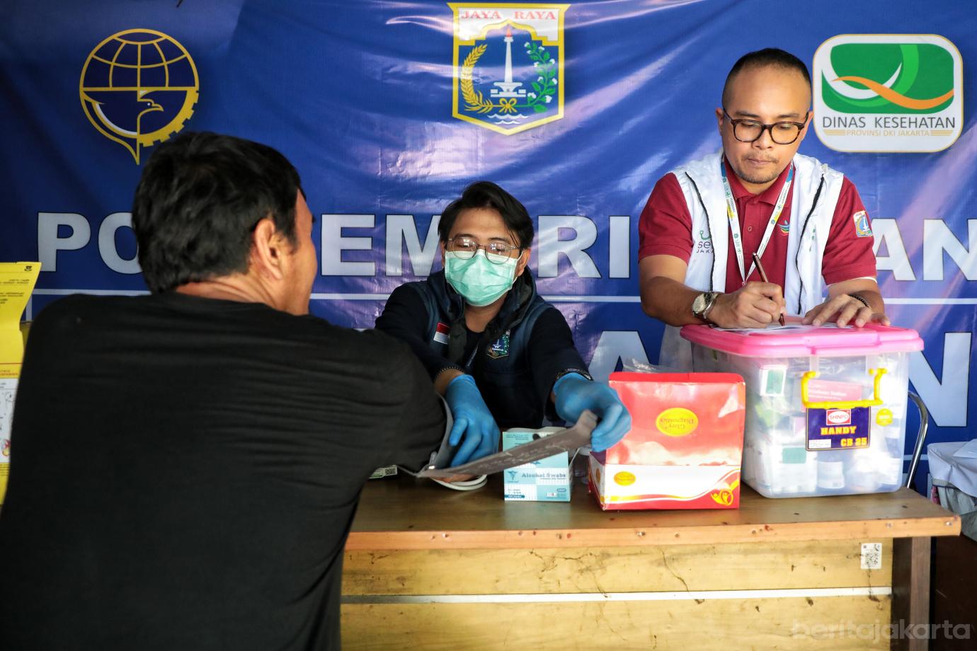 1.Posko Kesehatan di Terminal Lebak Bulus Mulai Aktif Hari Ini