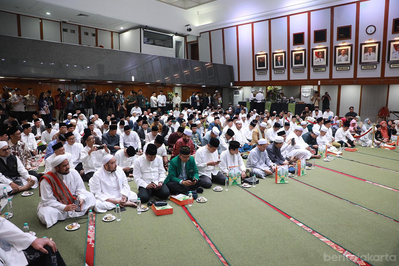 Pemprov dki bukber ulama 02