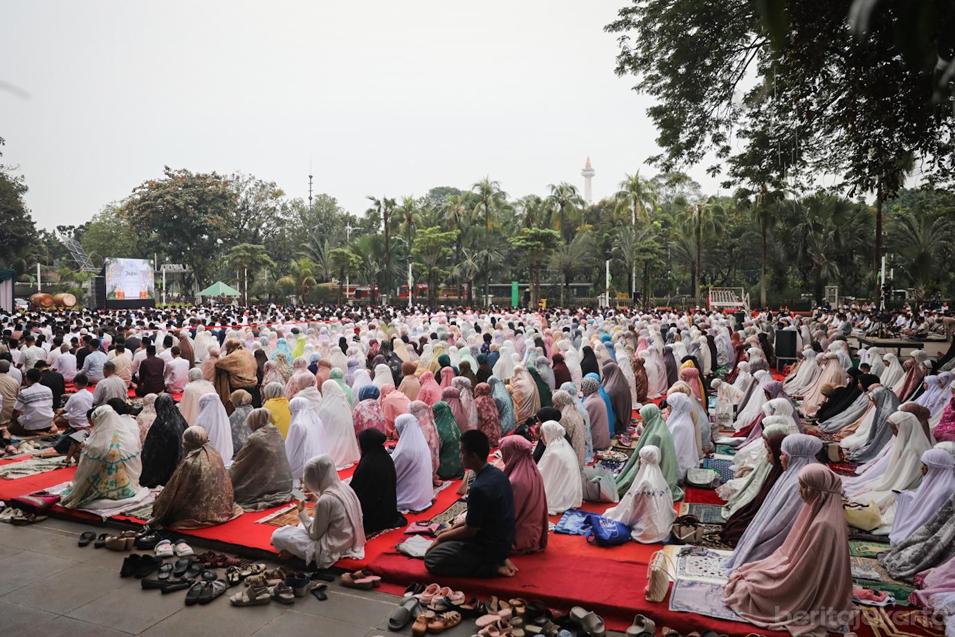 Salat Id Balai Kota 5