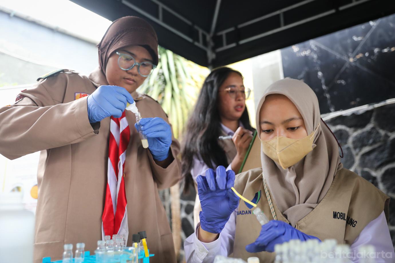 BPOM DKI Cek Takjil 5