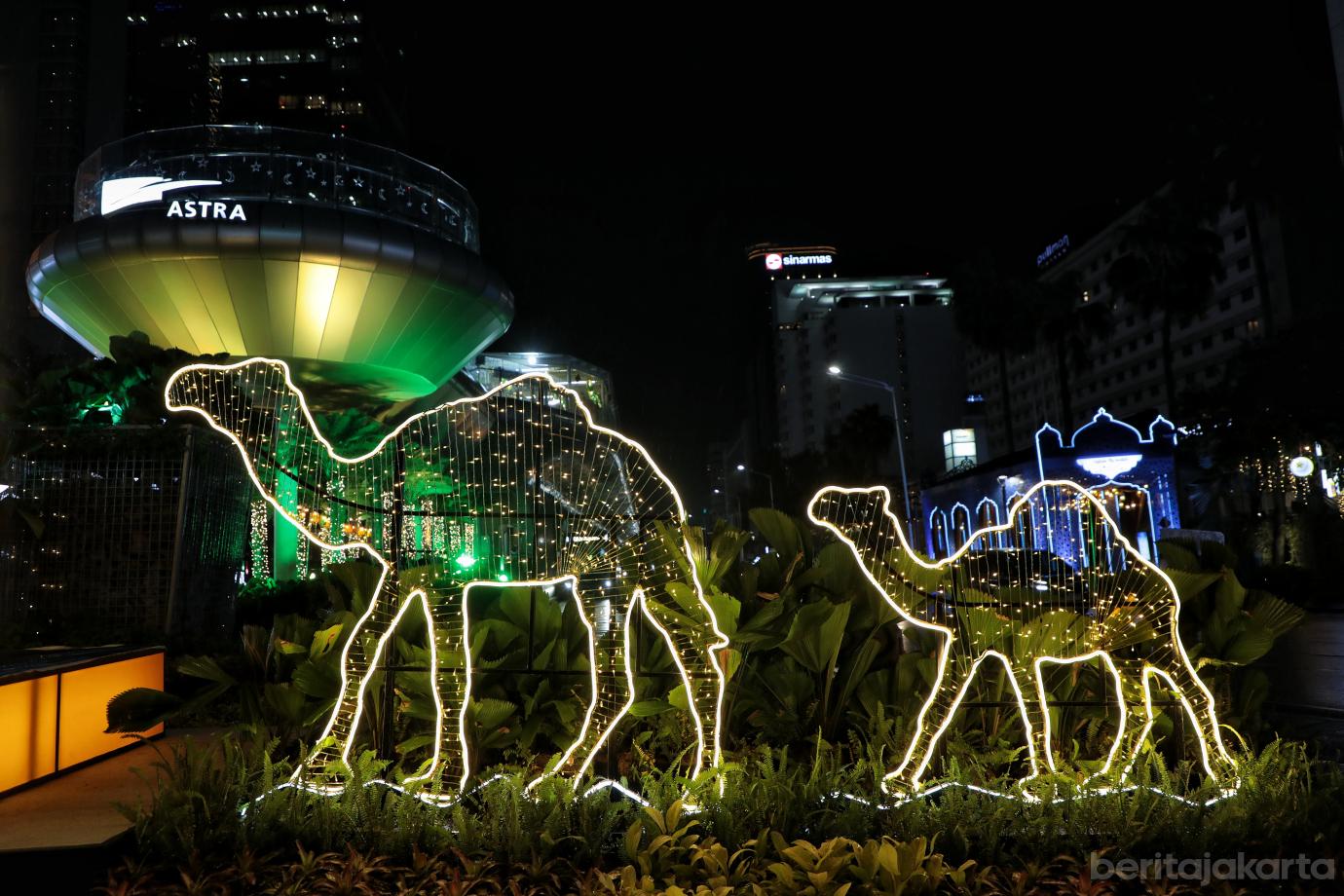 2.Jakarta Light Festival Ramadan di Bundaran HI 