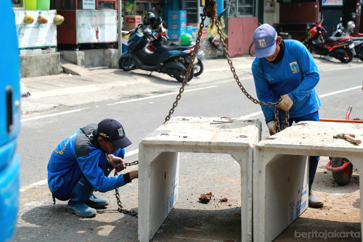 2 u dict cempaka putih