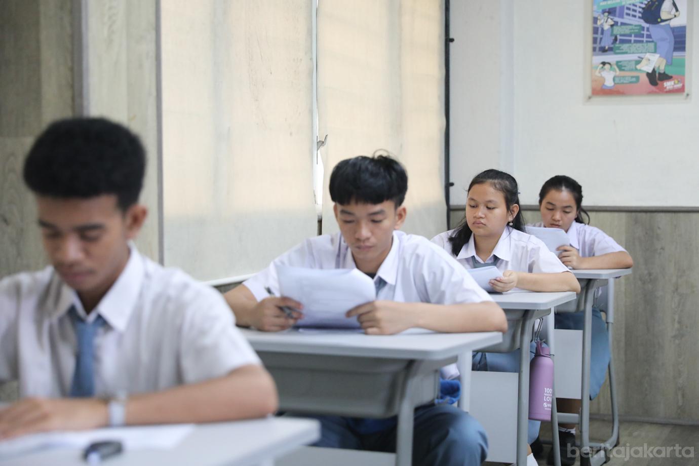 <?//= $potret[0]->photo_filename ?>