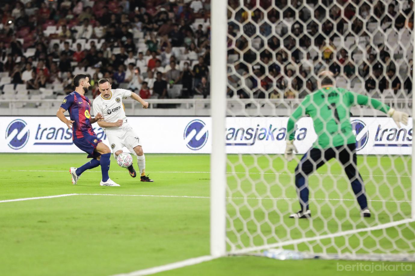 7 Barcelona Legend Bershasil Tumbangakan DRX World Legend Tiga Kosong Tanpa Balas 7