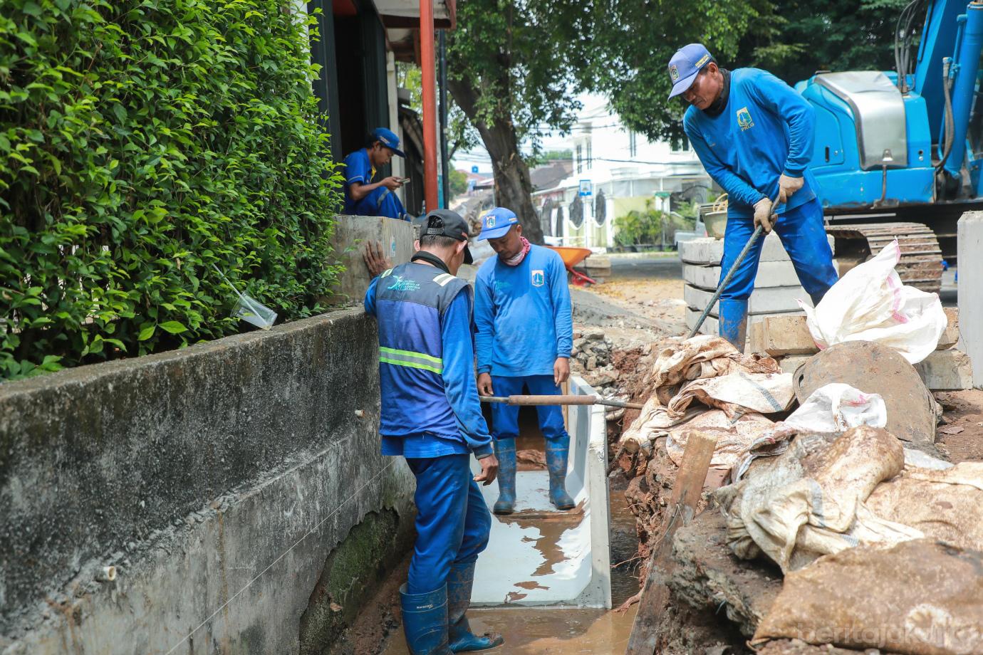 6 u dict cempaka putih