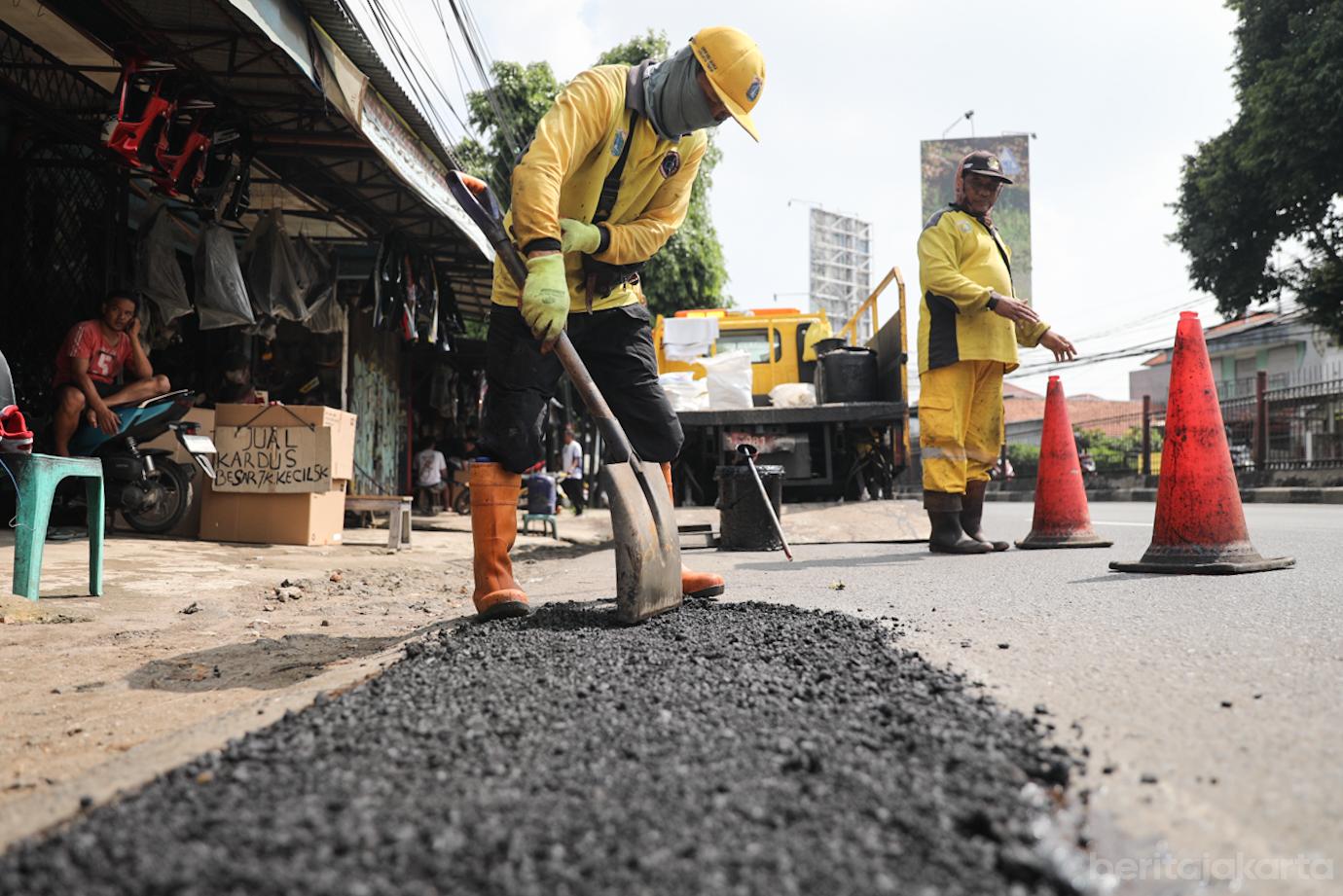 Aspal Jl Raya Bogor 5