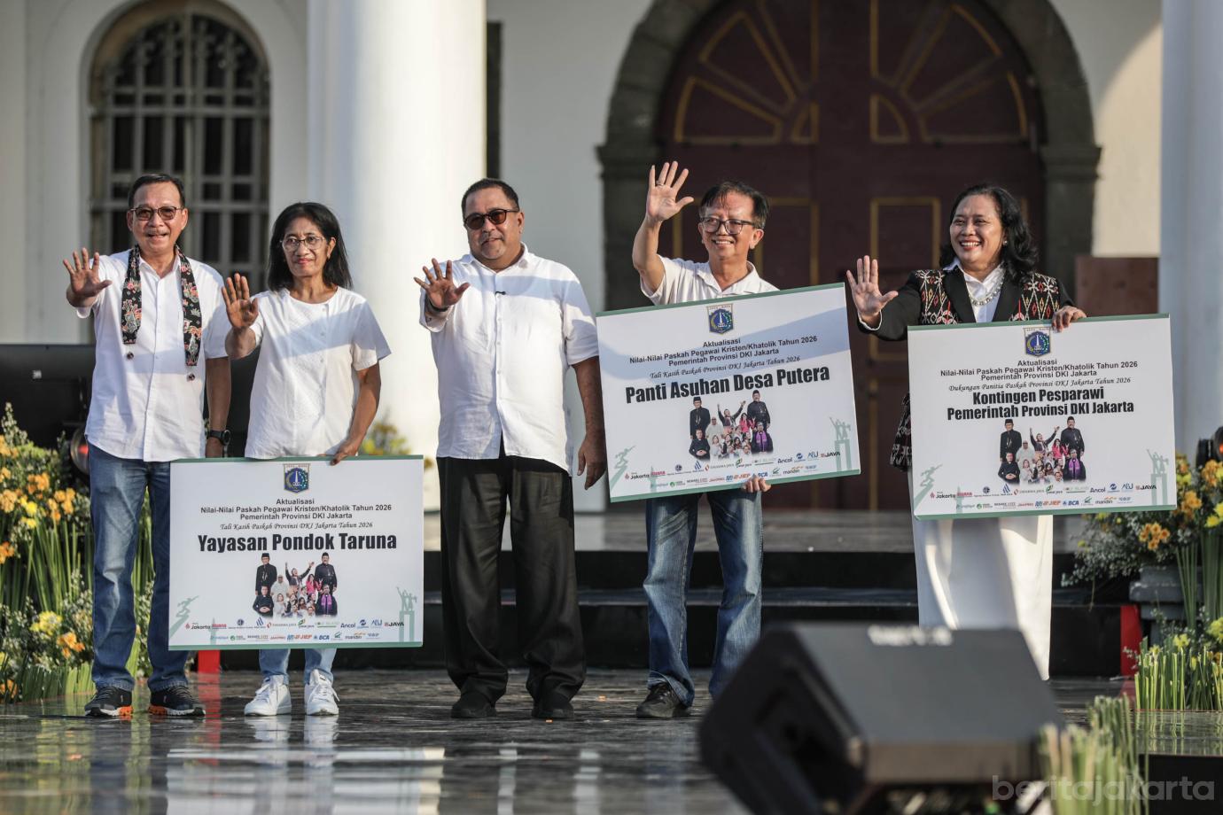 6 Wagub Rano Karno Ikuti Akulturasi Nilai Nilai Paskah Pemprov DKI Jakarta 6
