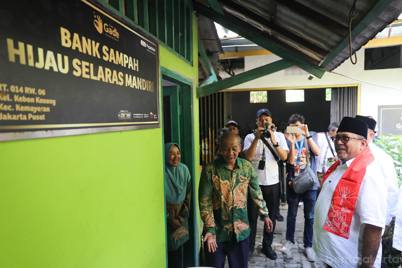 Bang Doel Sapa Warga 8