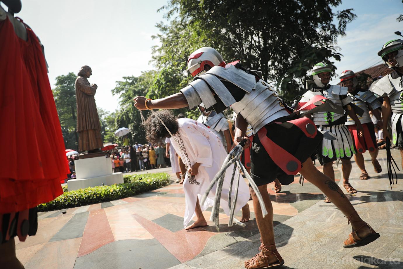 <?//= $potret[0]->photo_filename ?>