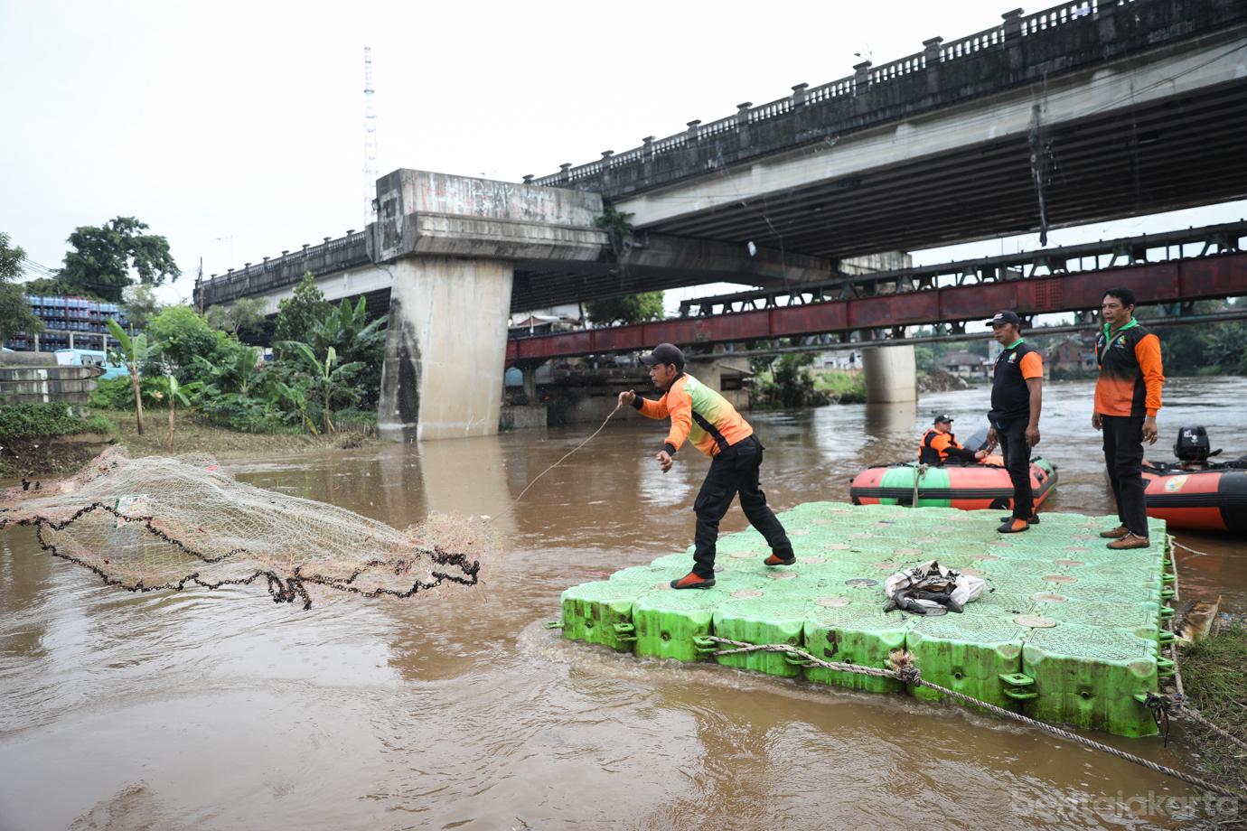 <?//= $potret[0]->photo_filename ?>