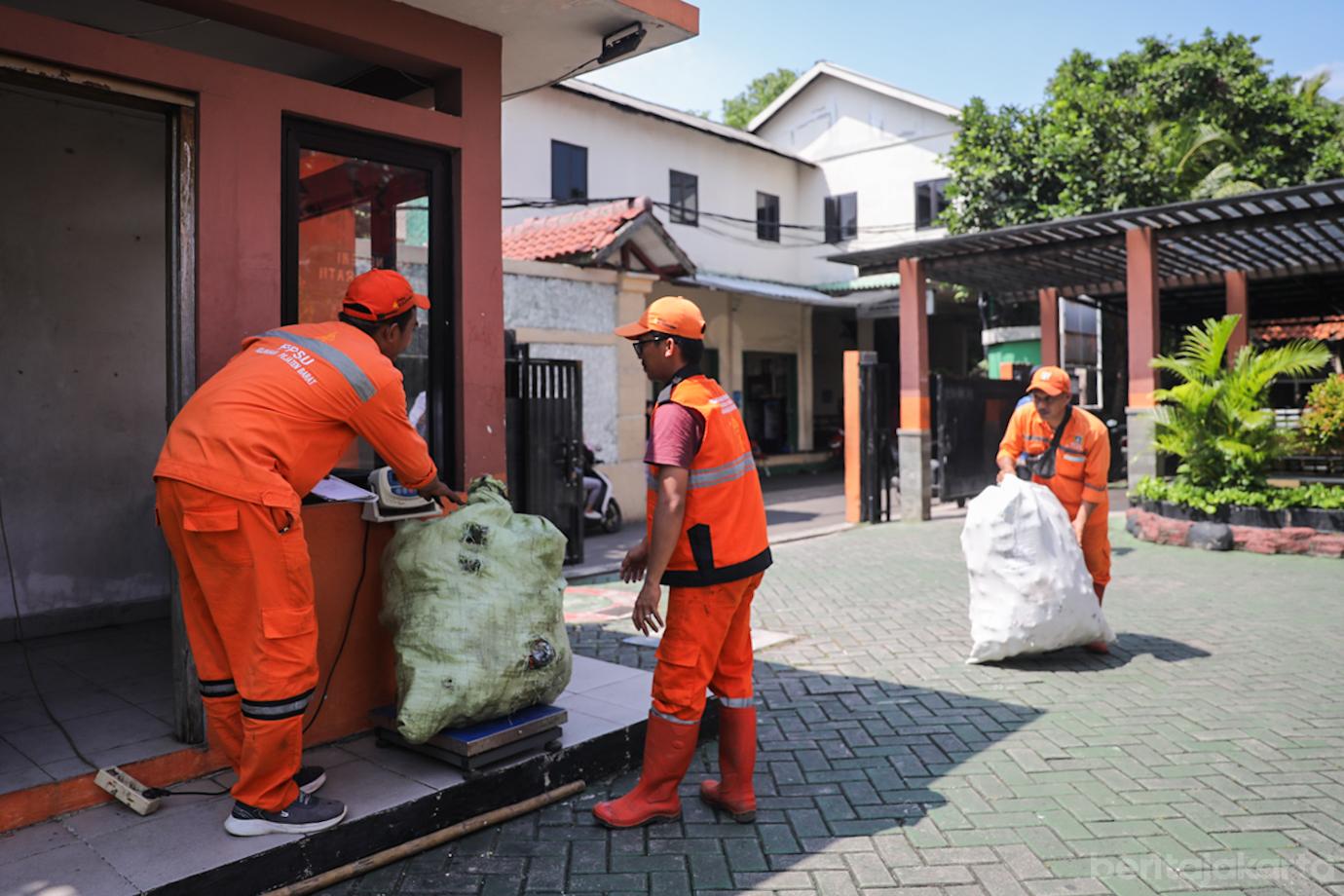 Bank Sampah Pejaten Barat 6