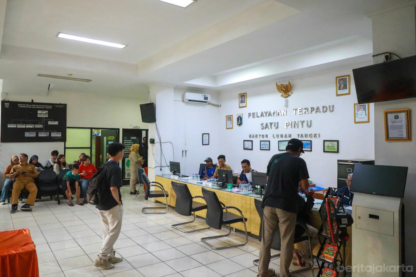 2 layanan malam tangki