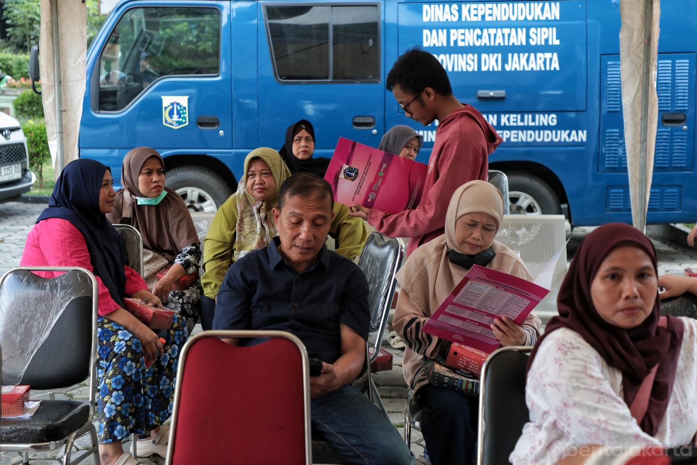 3.Sosialisasi Pelayanan Bina Kependudukan