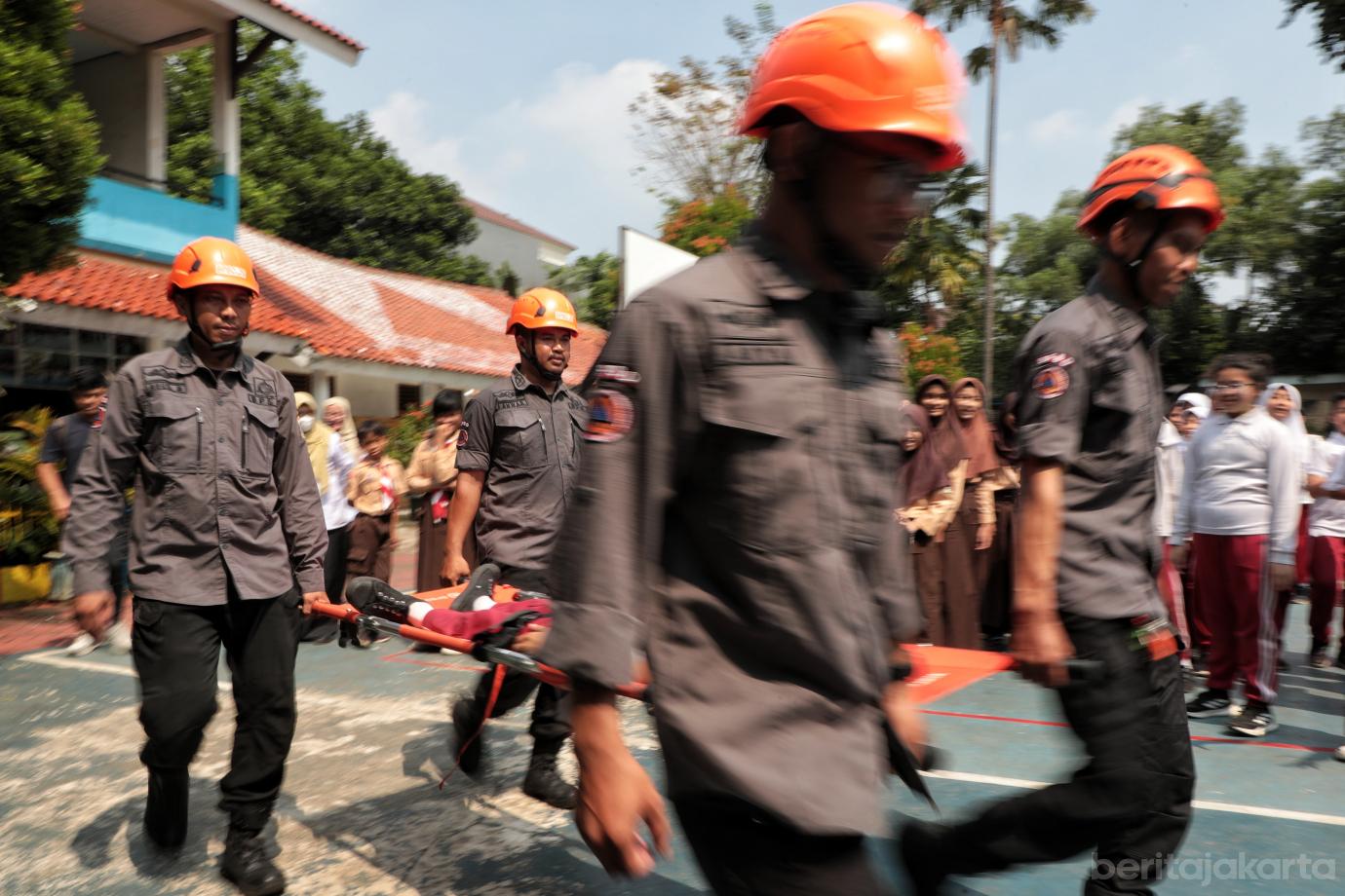 9.1.Simulasi Tanggap Bencana di SDN Bangka 01