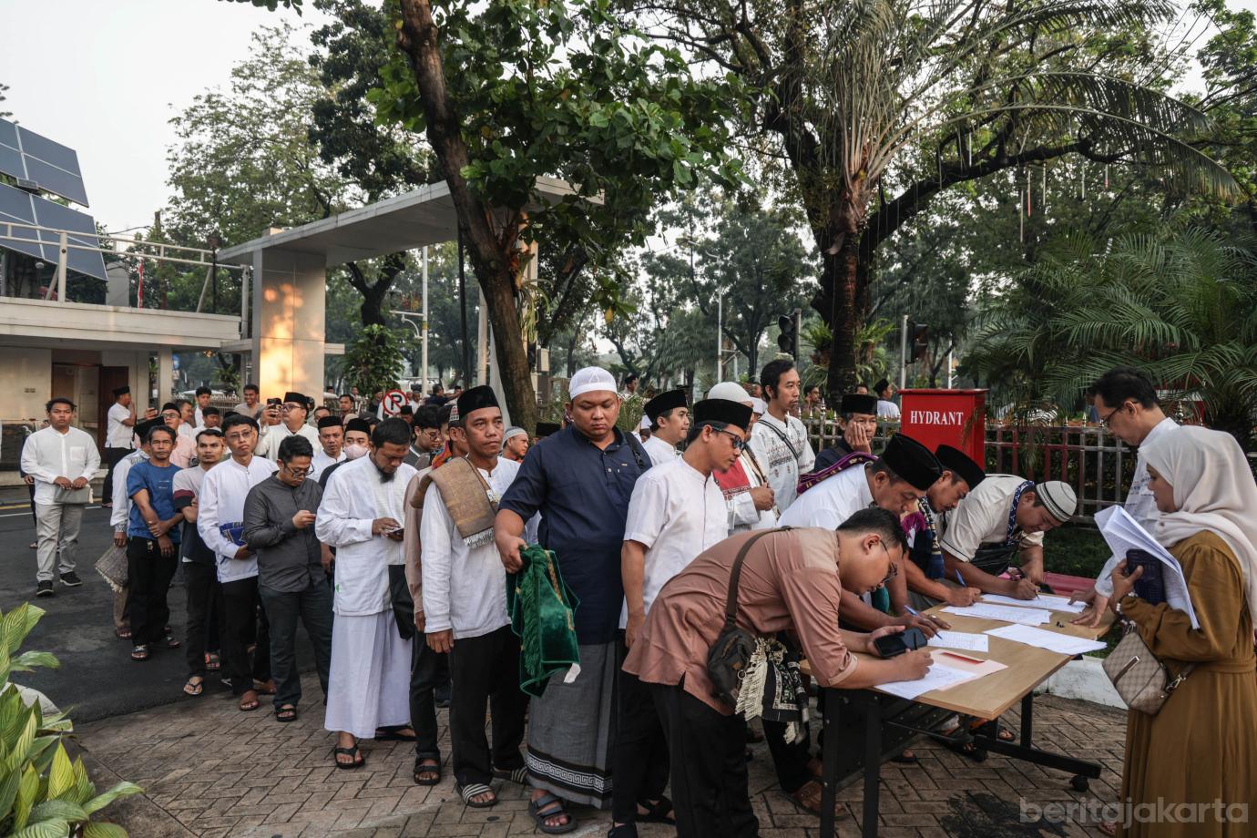 1 Pemprov DKI Jakarta menggelar Salat Idul Adha 1447 H 1