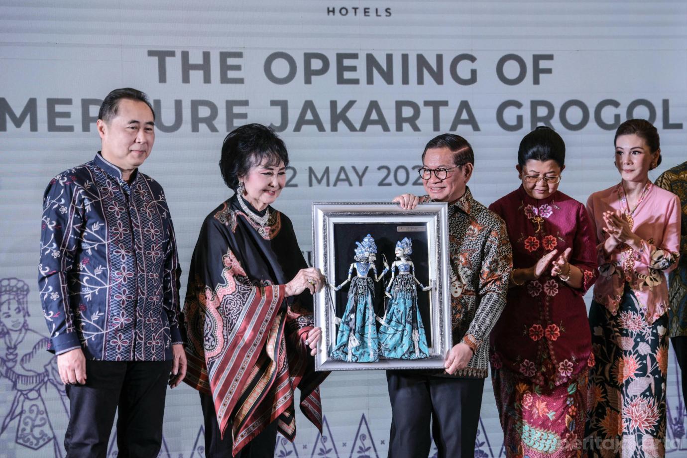 6 Gubernur DKI Jakarta Resmikan Hotel Mercure Jakarta Grogol 6