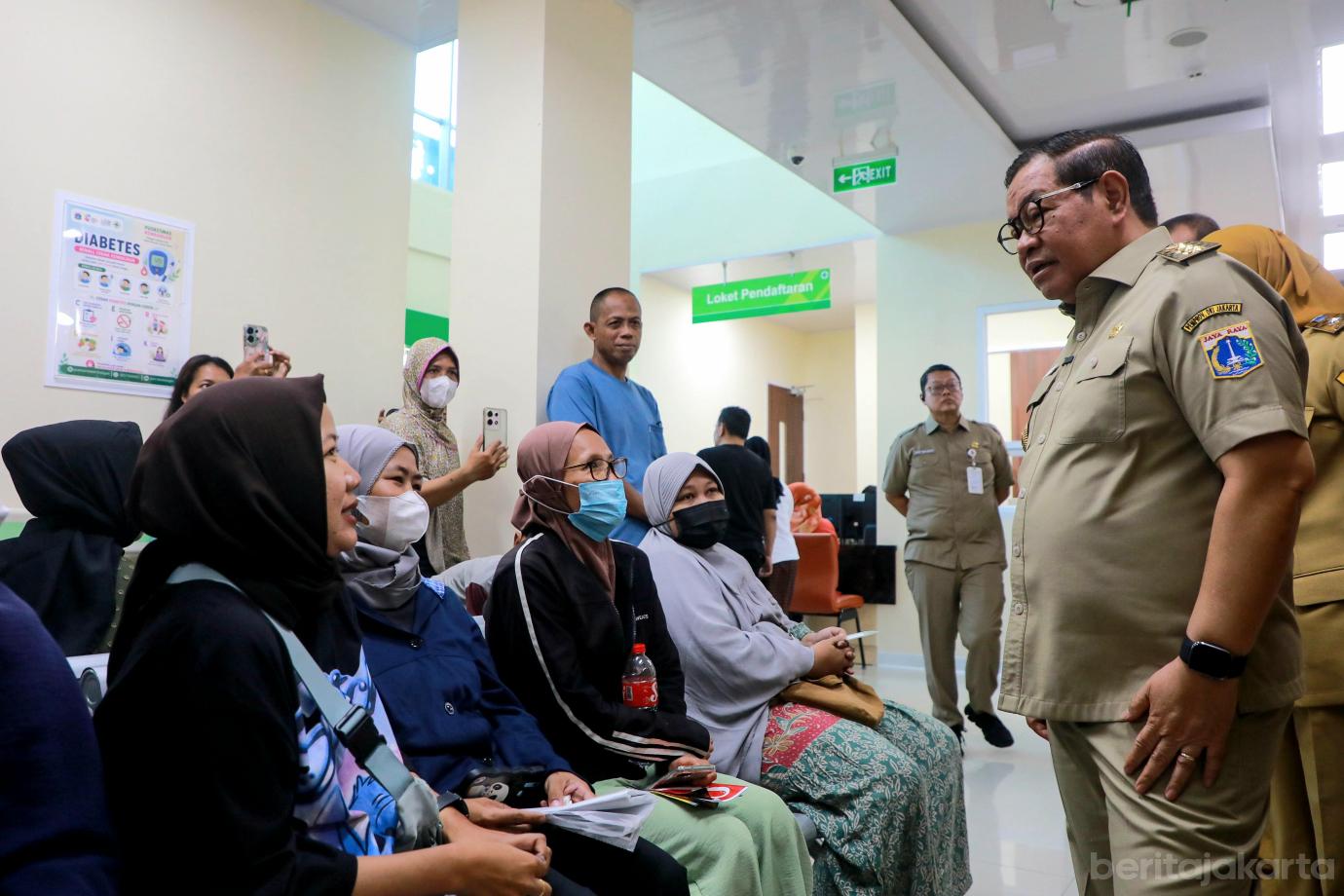 3 Pustu meruya selatan