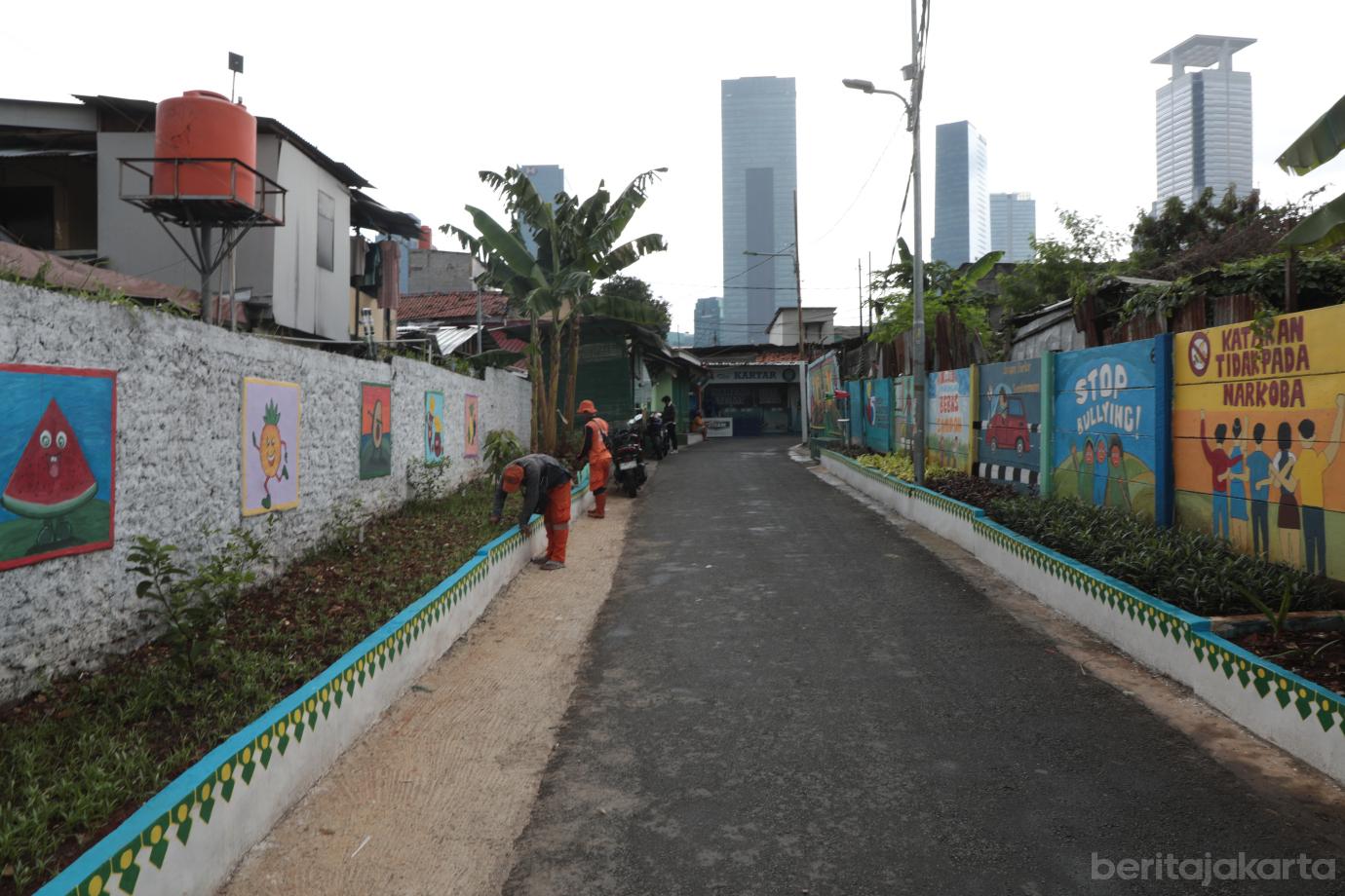 1.PPSU Kelurahan Karet Percantik Jalan Karet Karya
