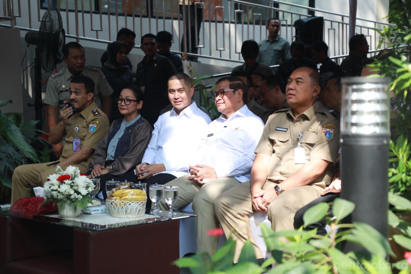 1 peresmian kantor camat keb baru