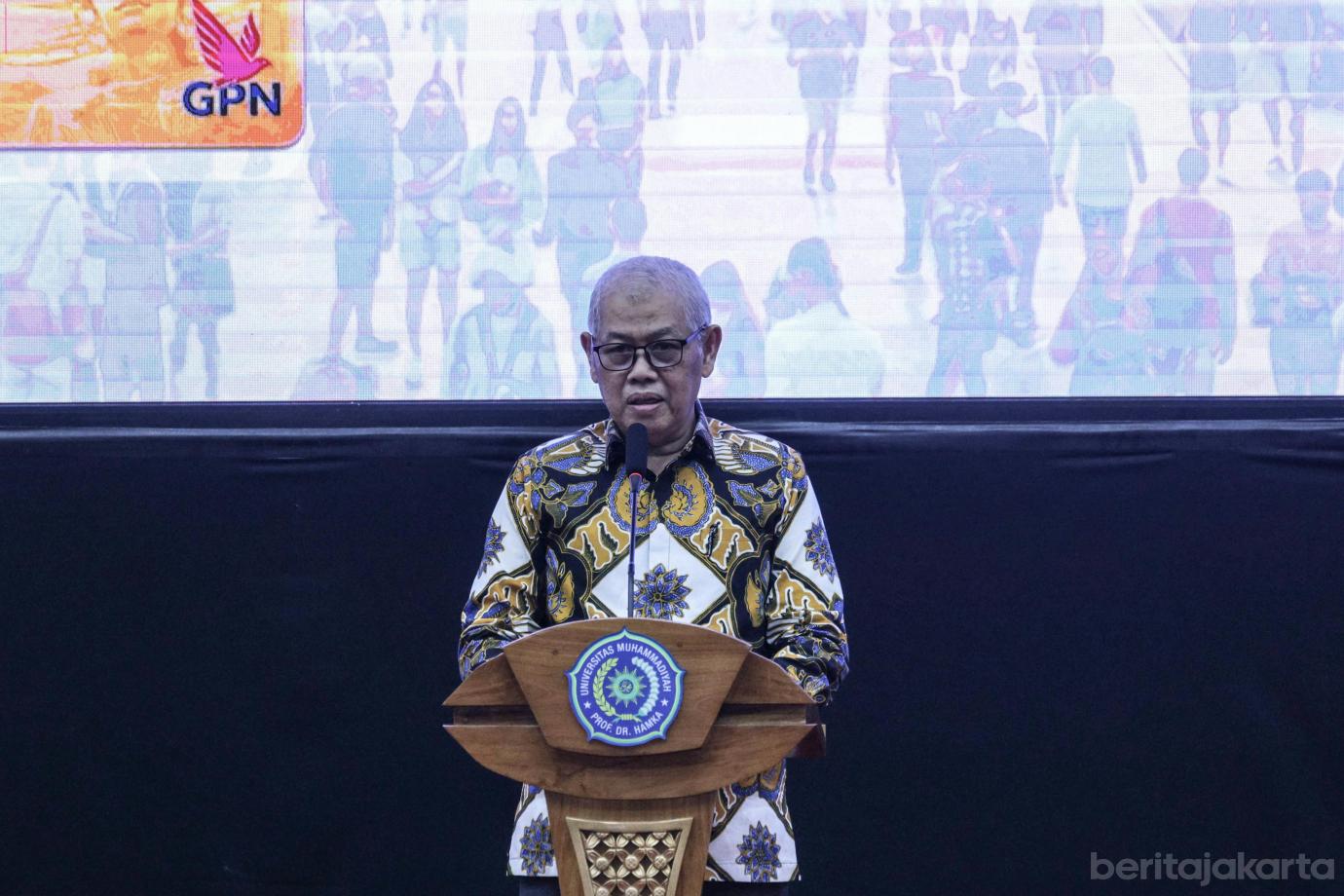 2 Rano Karno serahkan KJMU ke Mahasiswa UHAMKA 2