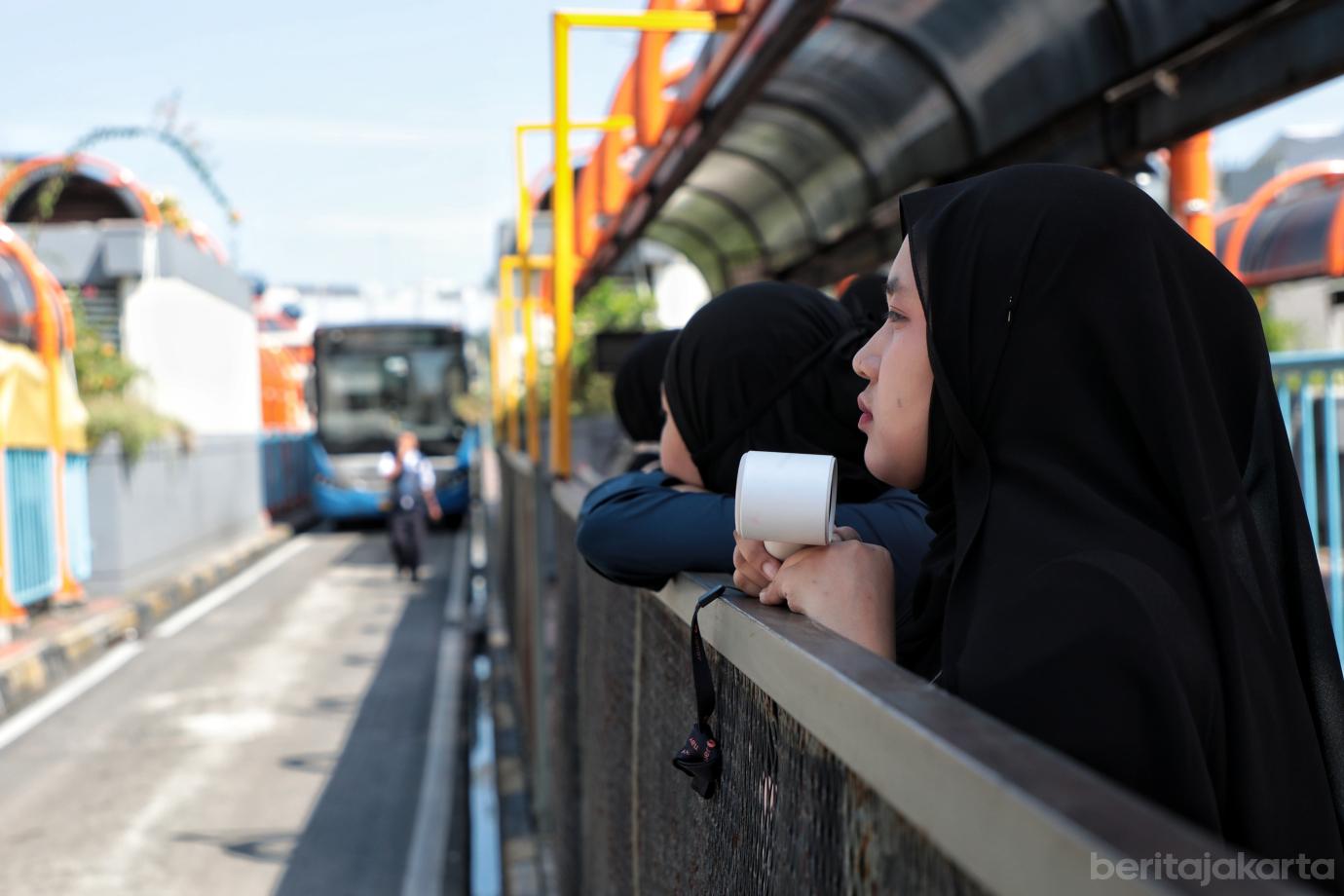 8.Rute PIK 2 Blok M Catat 1,4 Juta Pelanggan Dalam Setahun
