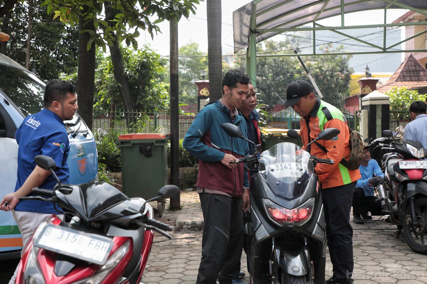 7.Sudin LH Jaksel Targetkan 1.700 Kendaraan Ikuti Uji Emisi Gratis (1)